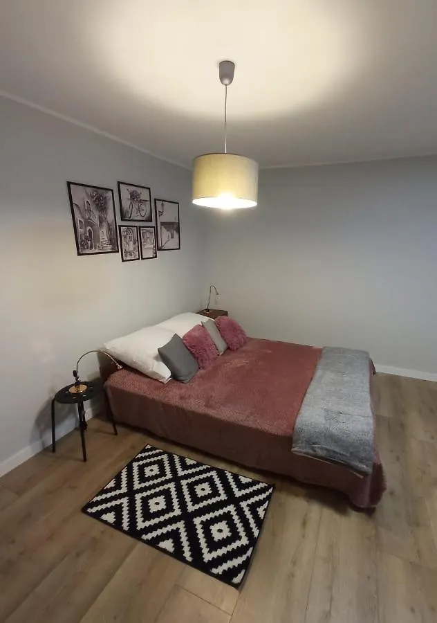 Apartament Pastelowy Gdansk 40 Metrow Z Widokiem Na Ogrod 0*,  Poland